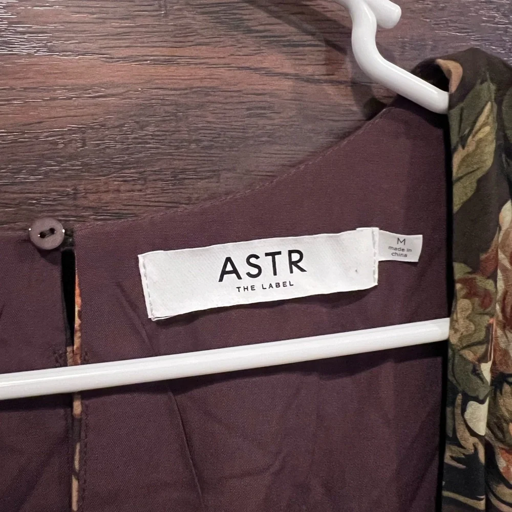 Astr the label Brown Floral Midi Dress - Picture 4 of 6